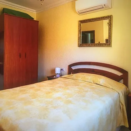 Preciosa Casa Con Fantastica Terraza 샬레 *